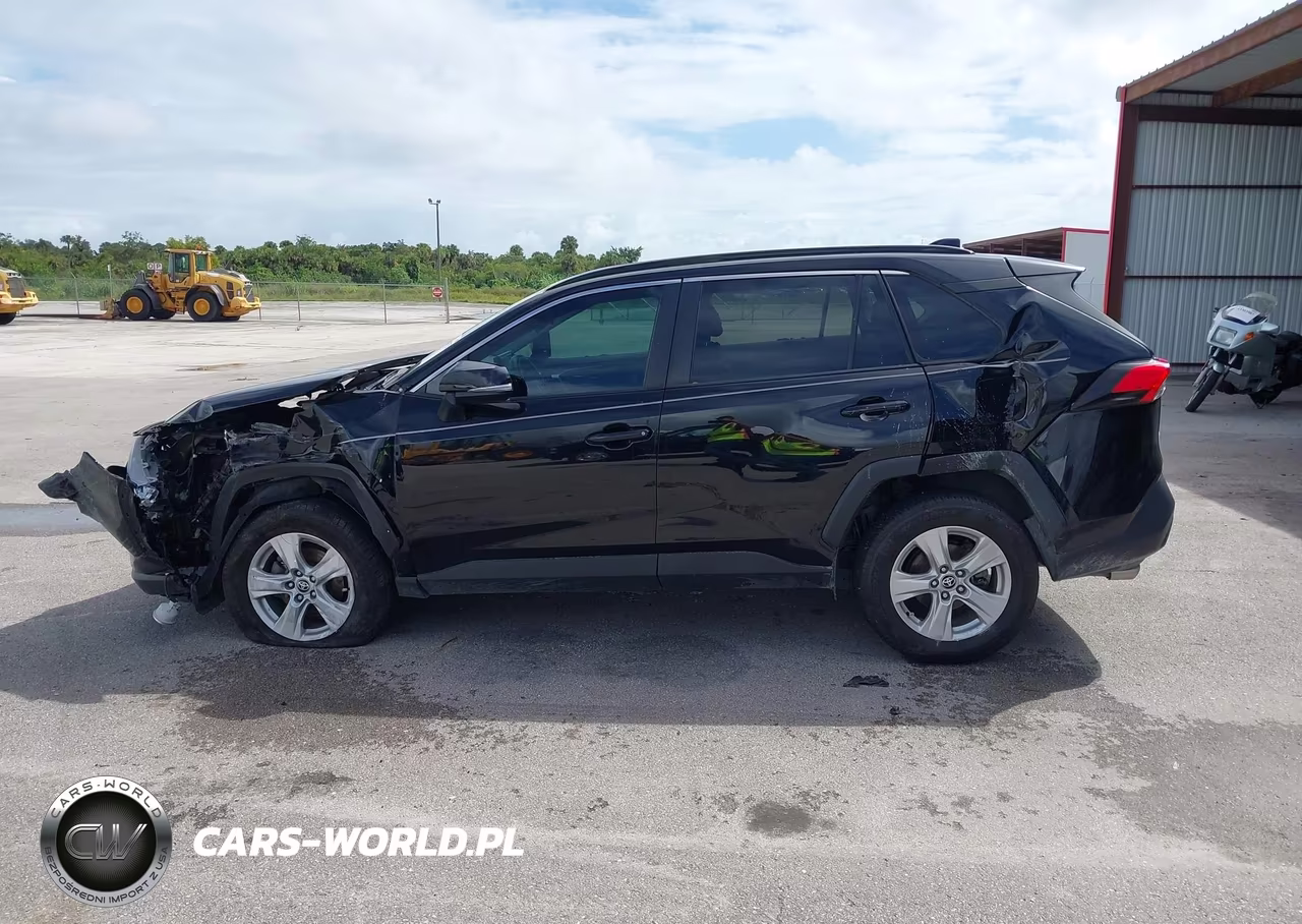 2021 Toyota Rav4 Xle VIN:2T3W1RFV6MW140652 - 14