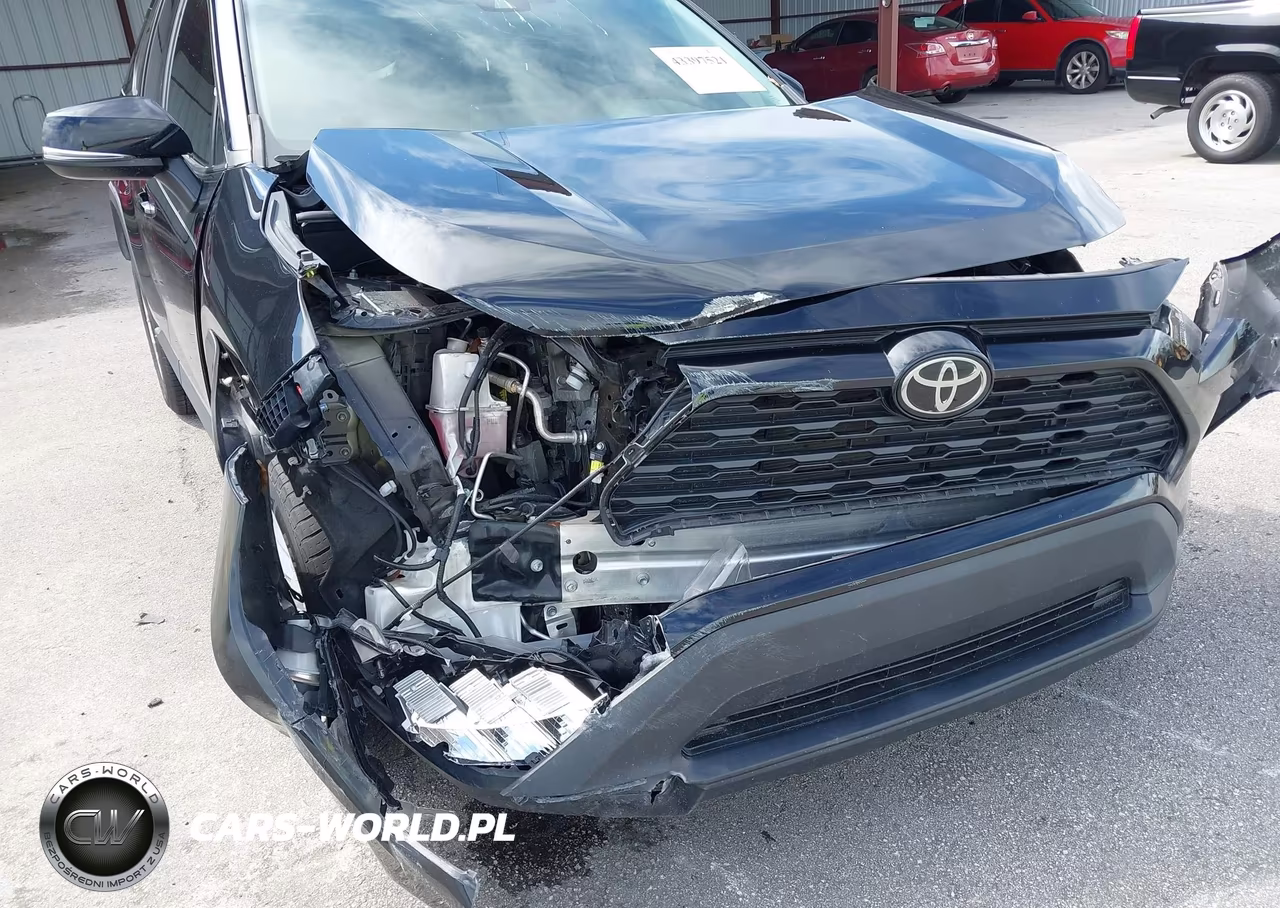 2021 Toyota Rav4 Xle VIN:2T3W1RFV6MW140652 - 17