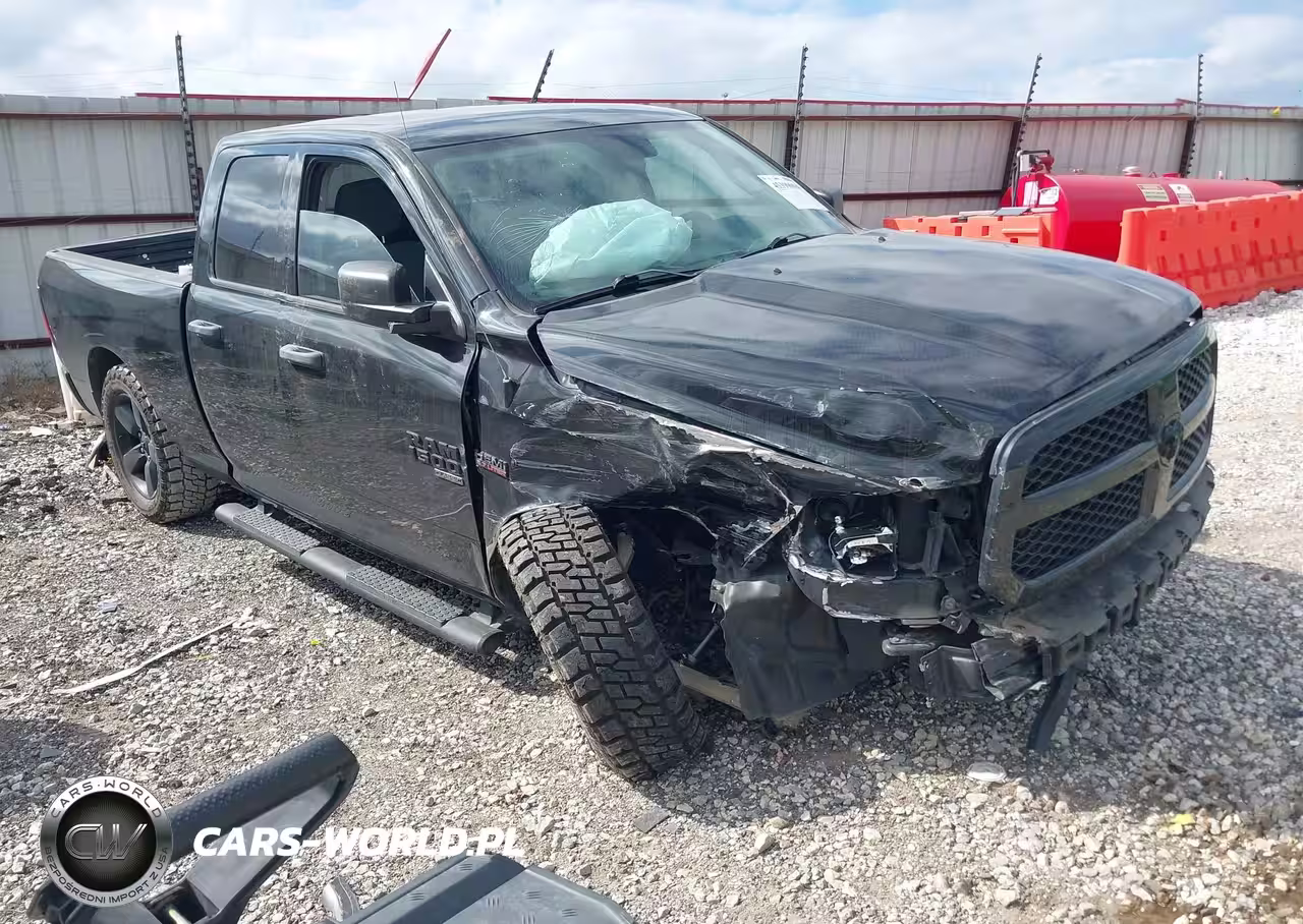 2019 Ram 1500 Classic Express 4X2 6'4 Box