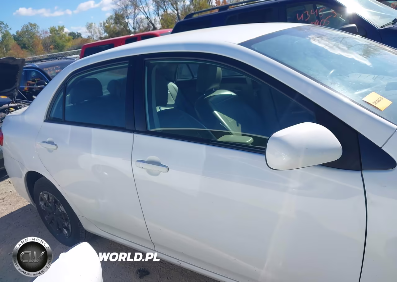 2011 Toyota Corolla Le VIN:JTDBU4EE1B9152263 - 13