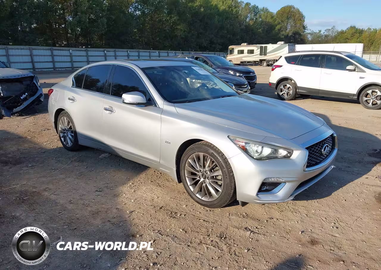 2018 Infiniti Q50 2.0T Luxe