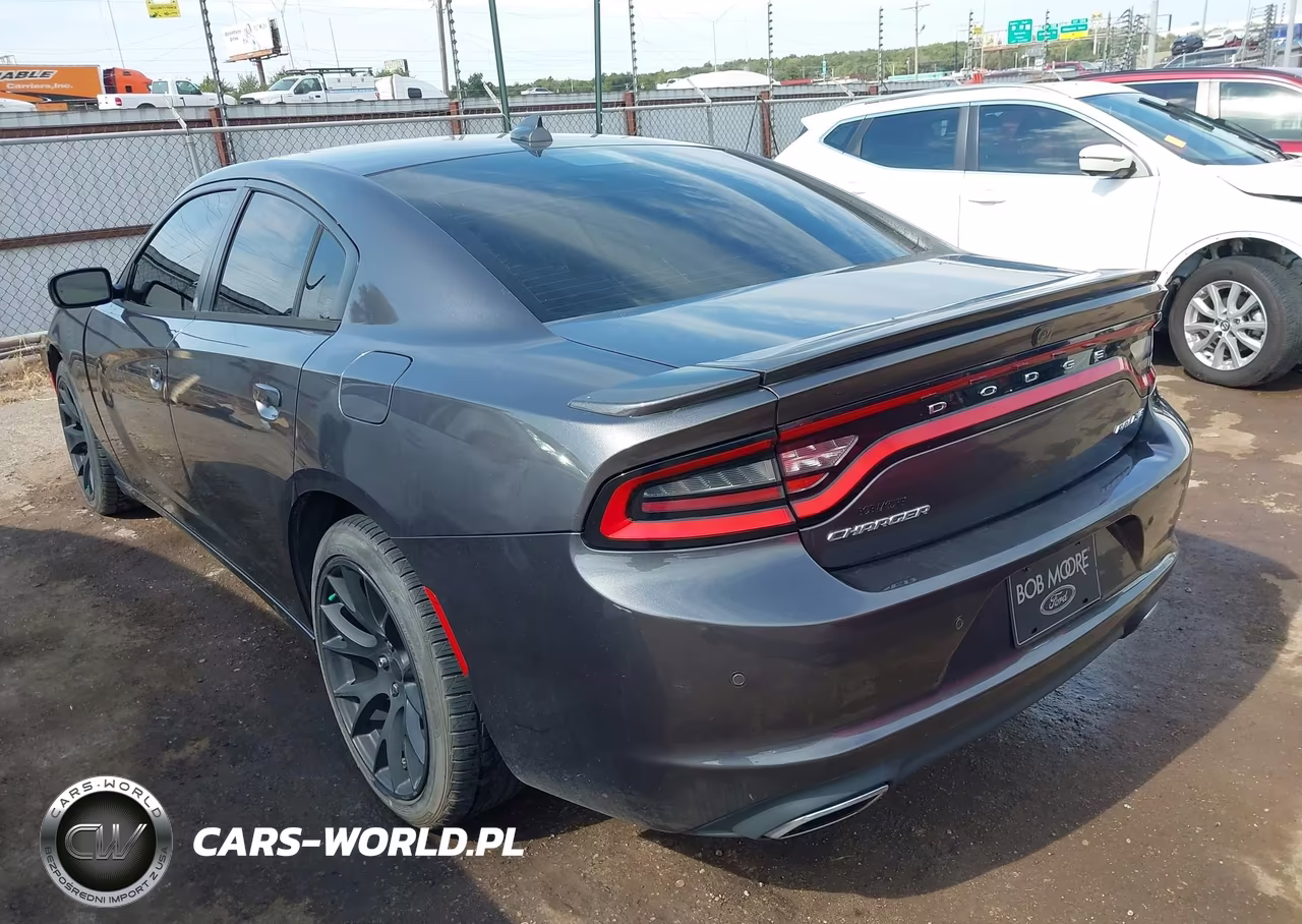 2015 Dodge Charger Sxt VIN:2C3CDXHG7FH897550 - 3
