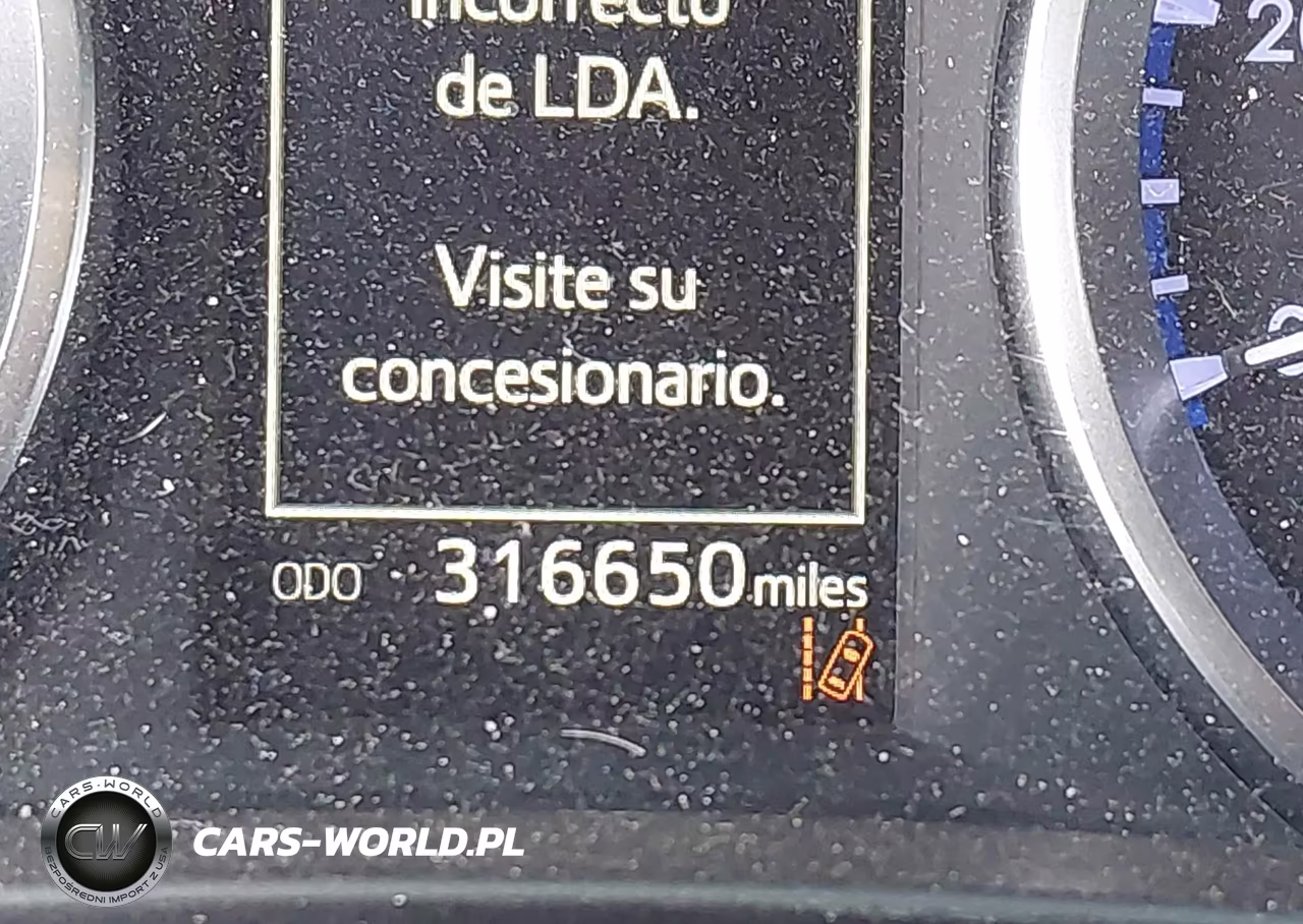 2019 Toyota Highlander Le VIN:5TDZARFH9KS045511 - 16