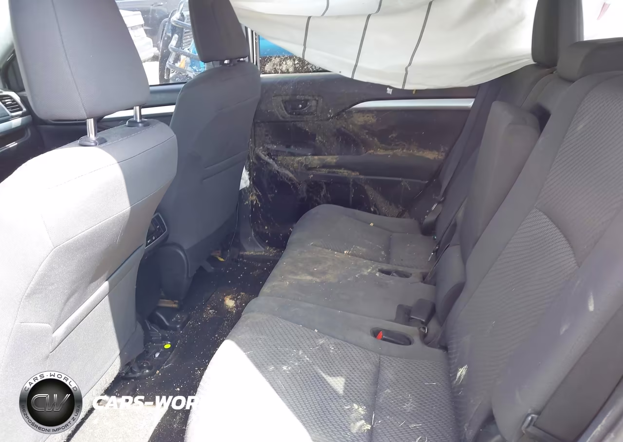 2019 Toyota Highlander Le VIN:5TDZARFH9KS045511 - 8