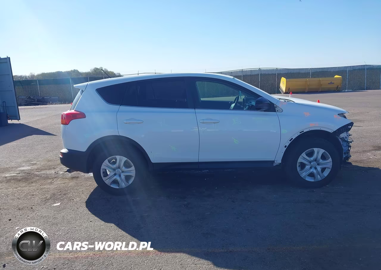 2015 Toyota Rav4 Le VIN:2T3BFREV3FW276421 - 14