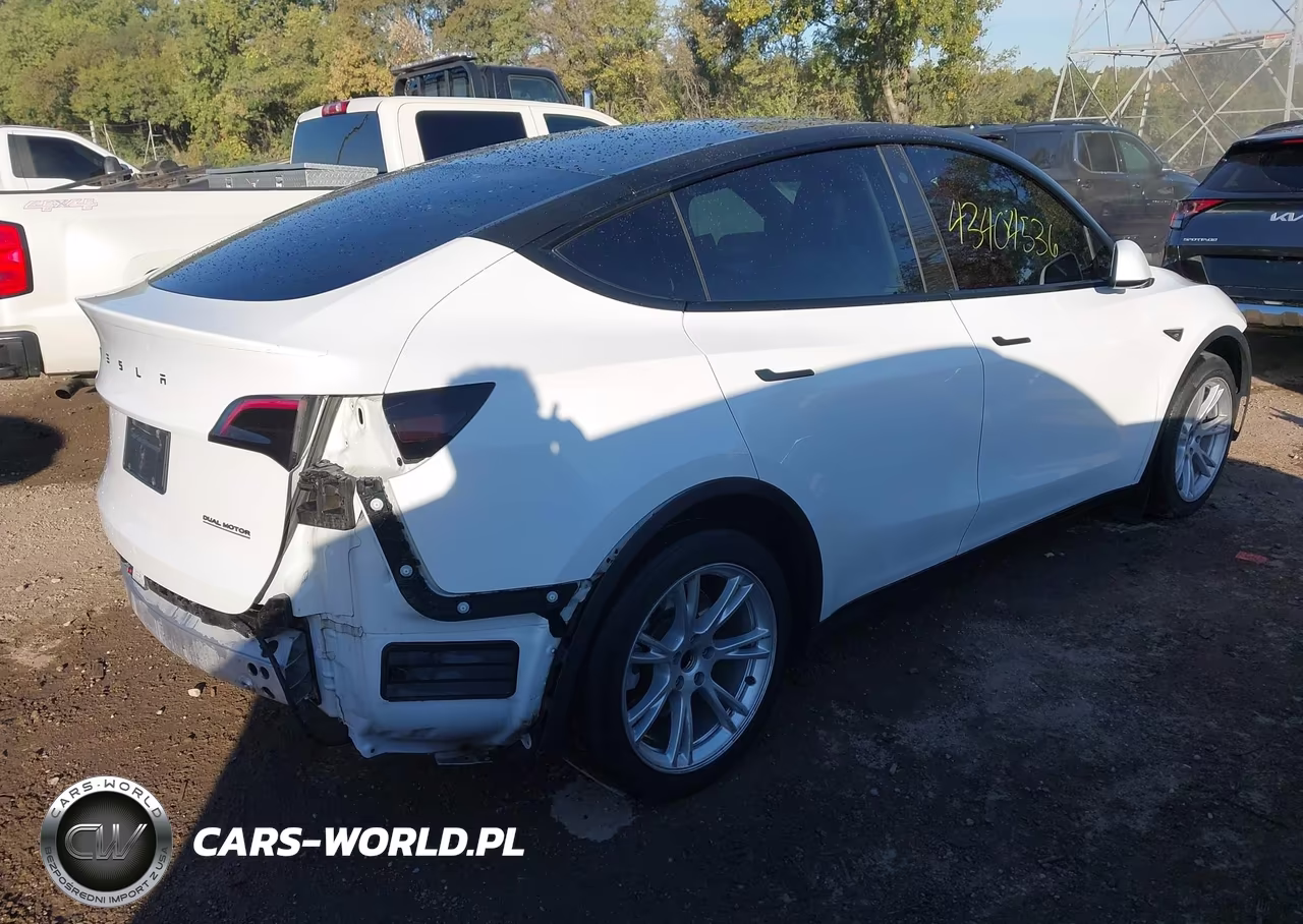 2021 Tesla Model Y Long Range Dual Motor All-Wheel Drive VIN:5YJYGDEEXMF304695 - 4