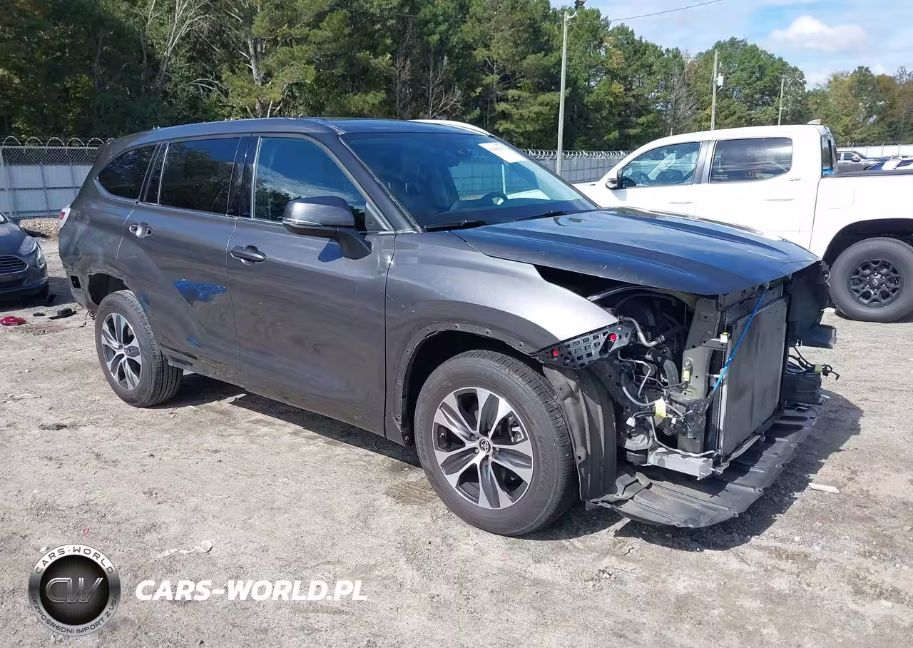 2022 Toyota Highlander Xle