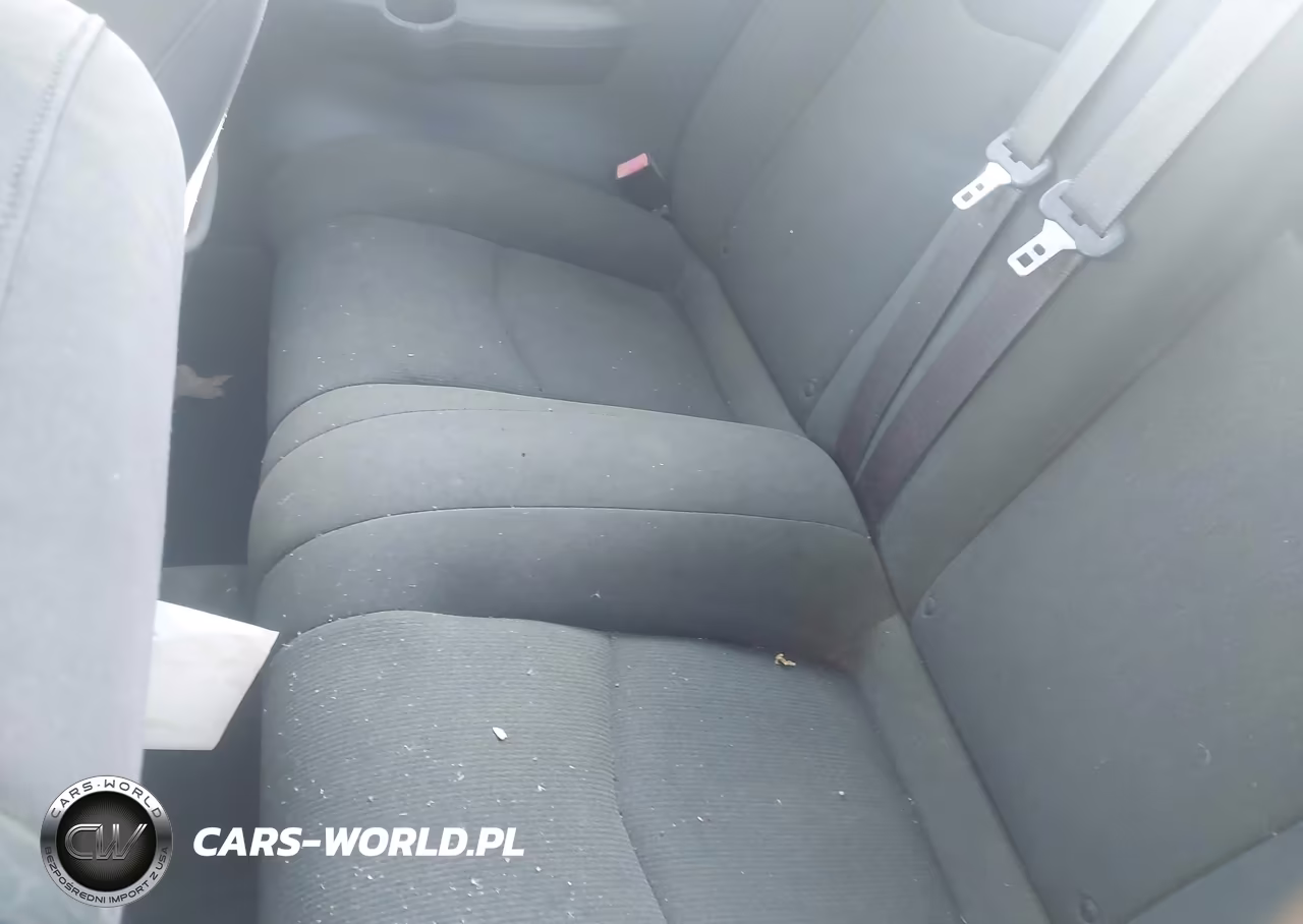 2012 Chrysler 200 Touring VIN:1C3BCBEB5CN191612 - 8