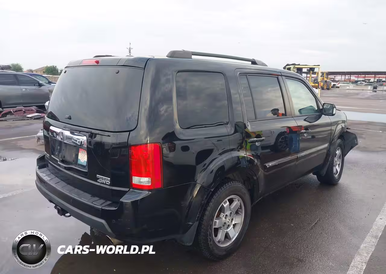 2011 Honda Pilot Touring VIN:5FNYF4H94BB089913 - 4