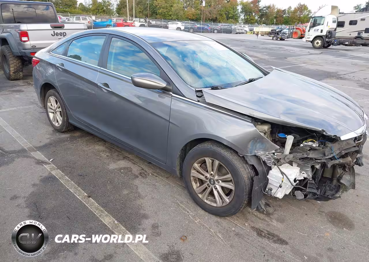 2013 Hyundai Sonata Gls