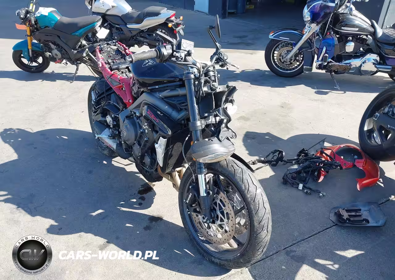 2022 Triumph Motorcycle Street Triple R