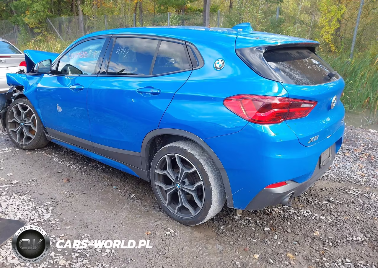 2018 BMW X2 xDrive28I VIN:WBXYJ5C39JEF79521 - 3
