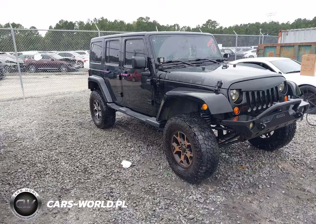 2013 Jeep Wrangler Unlimited Sahara