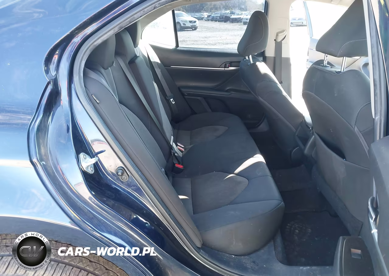 2021 Toyota Camry Le VIN:4T1C11AK6MU592739 - 8