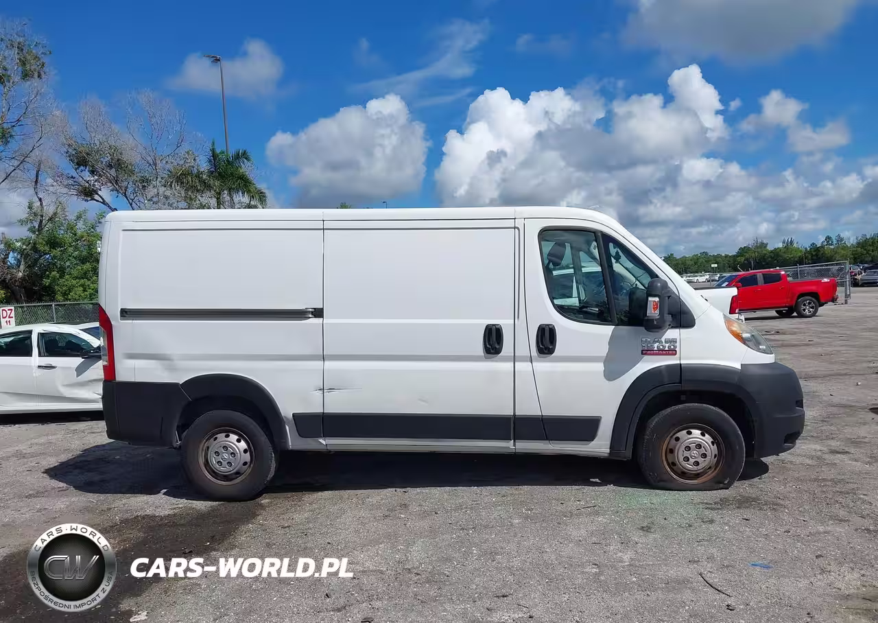 2018 Ram Promaster 1500 Low Roof 136 Wb VIN:3C6TRVAGXJE155344 - 13