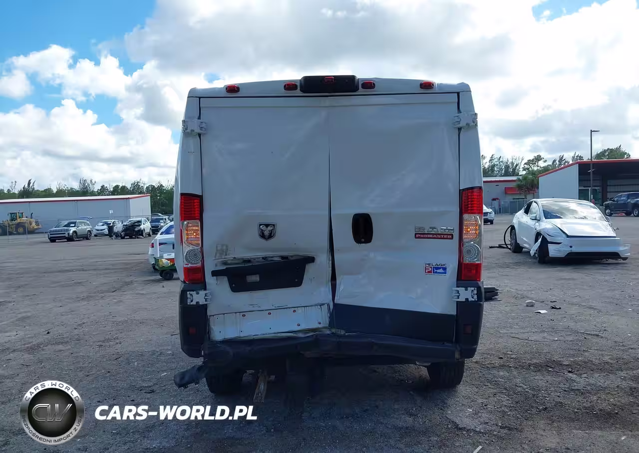 2018 Ram Promaster 1500 Low Roof 136 Wb VIN:3C6TRVAGXJE155344 - 16