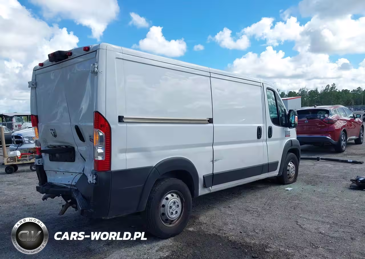 2018 Ram Promaster 1500 Low Roof 136 Wb VIN:3C6TRVAGXJE155344 - 4