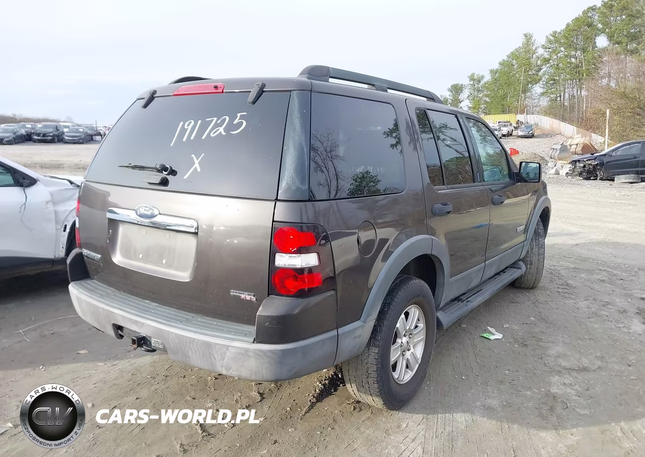 2006 Ford Explorer Xlt VIN:1FMEU63E36UB53165 - 4