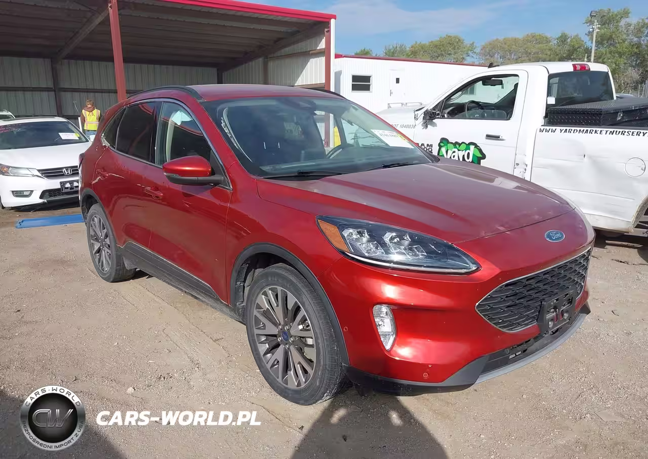 2020 Ford Escape Titanium