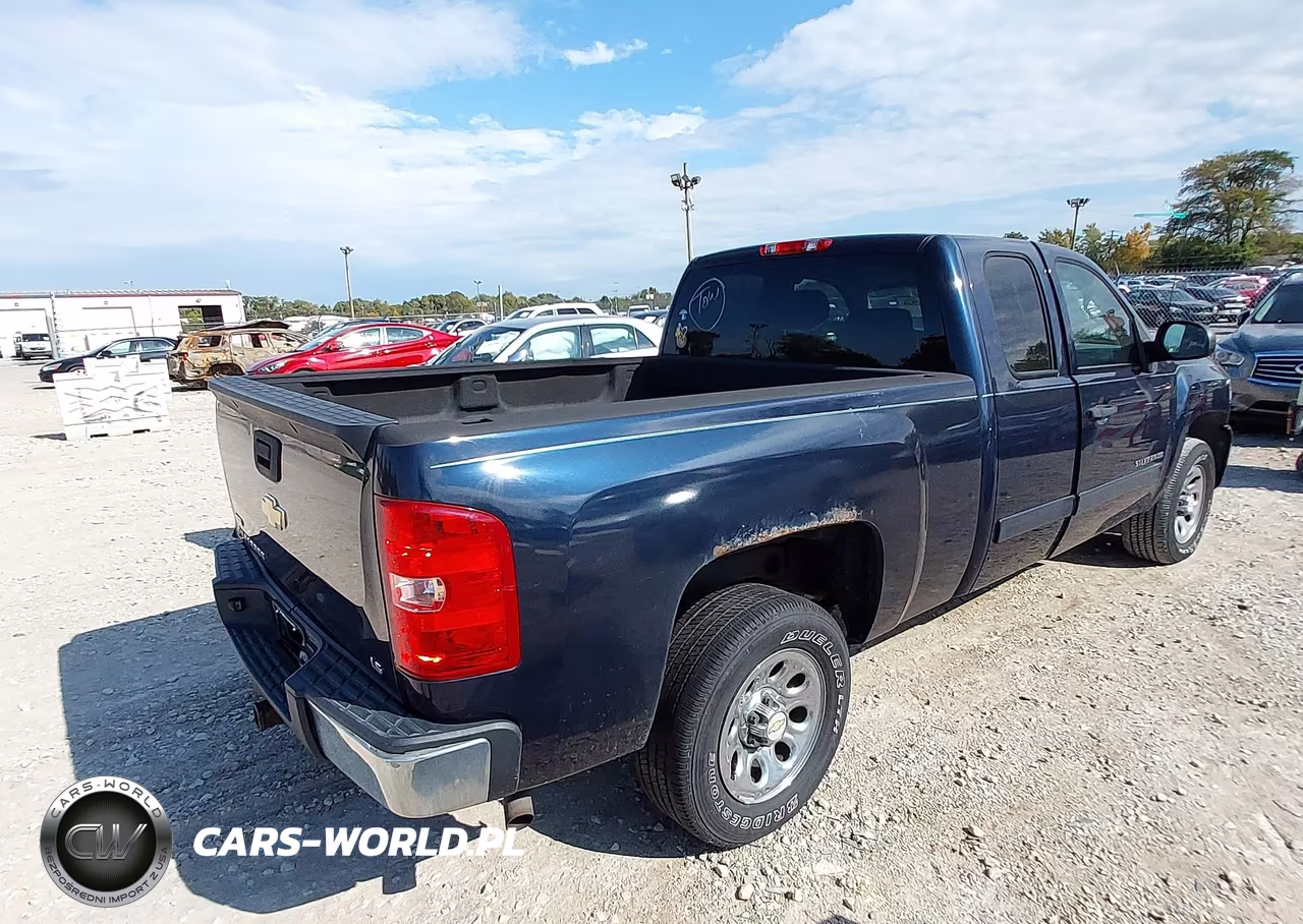 2011 Chevrolet Silverado 1500 Ls VIN:1GCRCREA0BZ384414 - 4