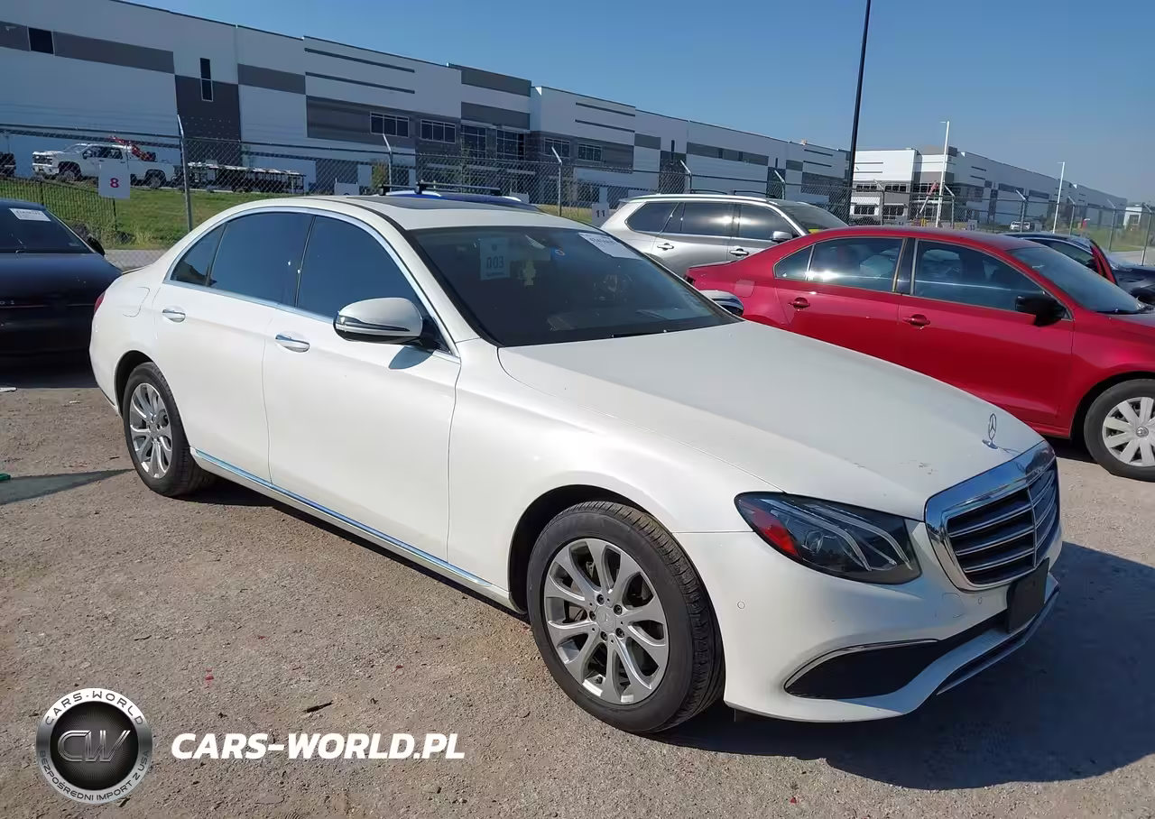 2017 Mercedes-Benz E 300 4Matic