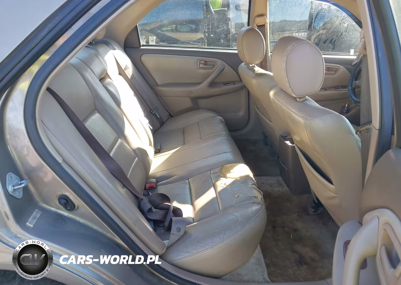 1999 Toyota Camry Le VIN:JT2BG22KXX0294671 - 8