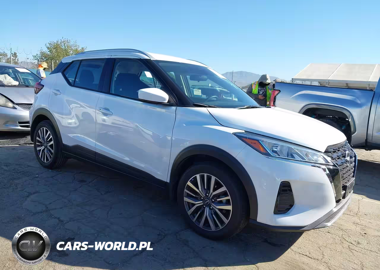 2024 Nissan Kicks Sv Xtronic Cvt