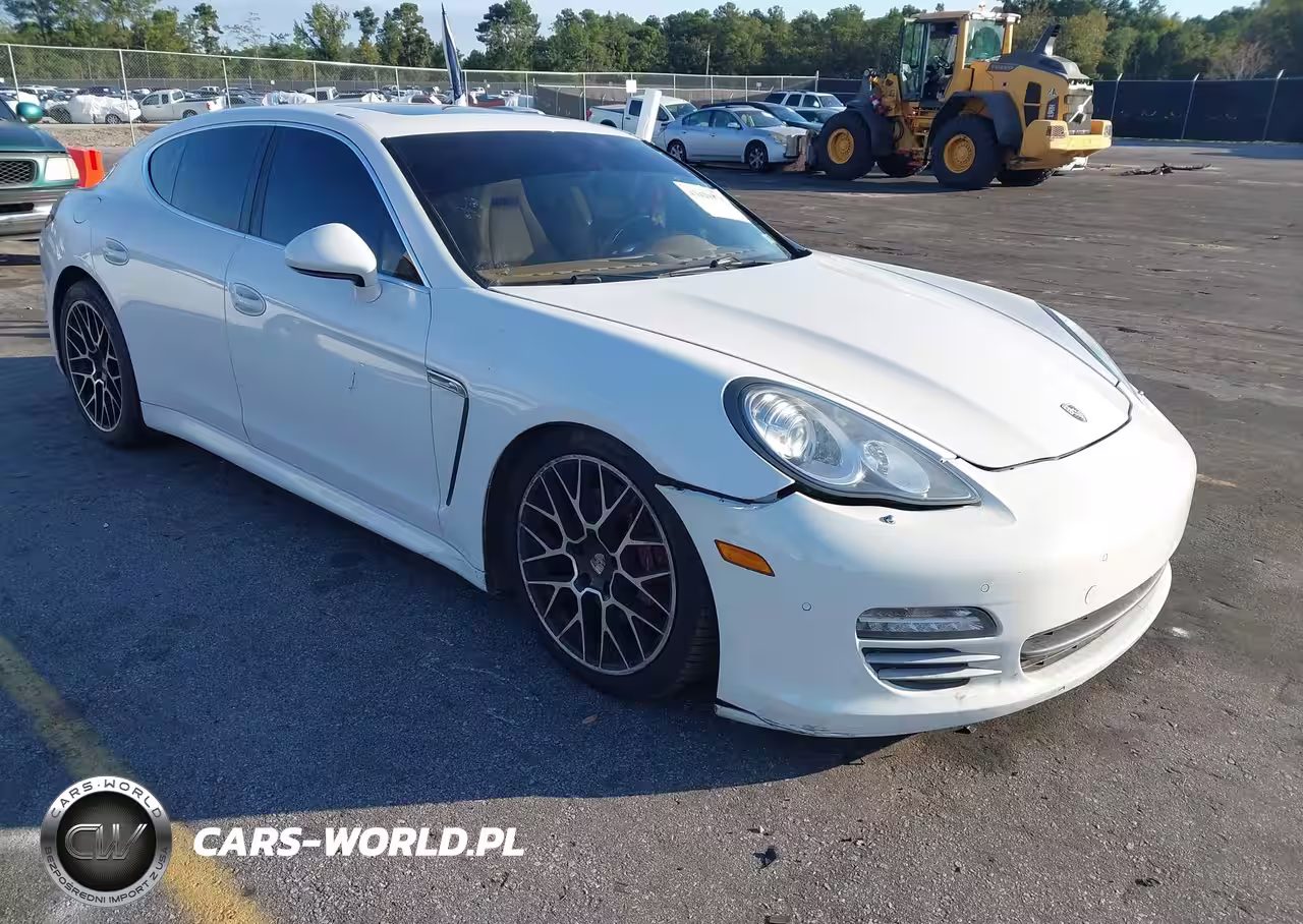PORSCHE