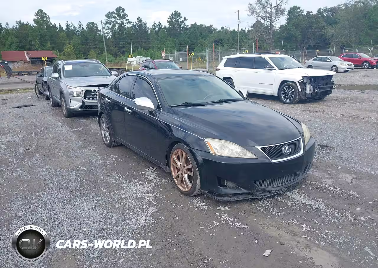 LEXUS