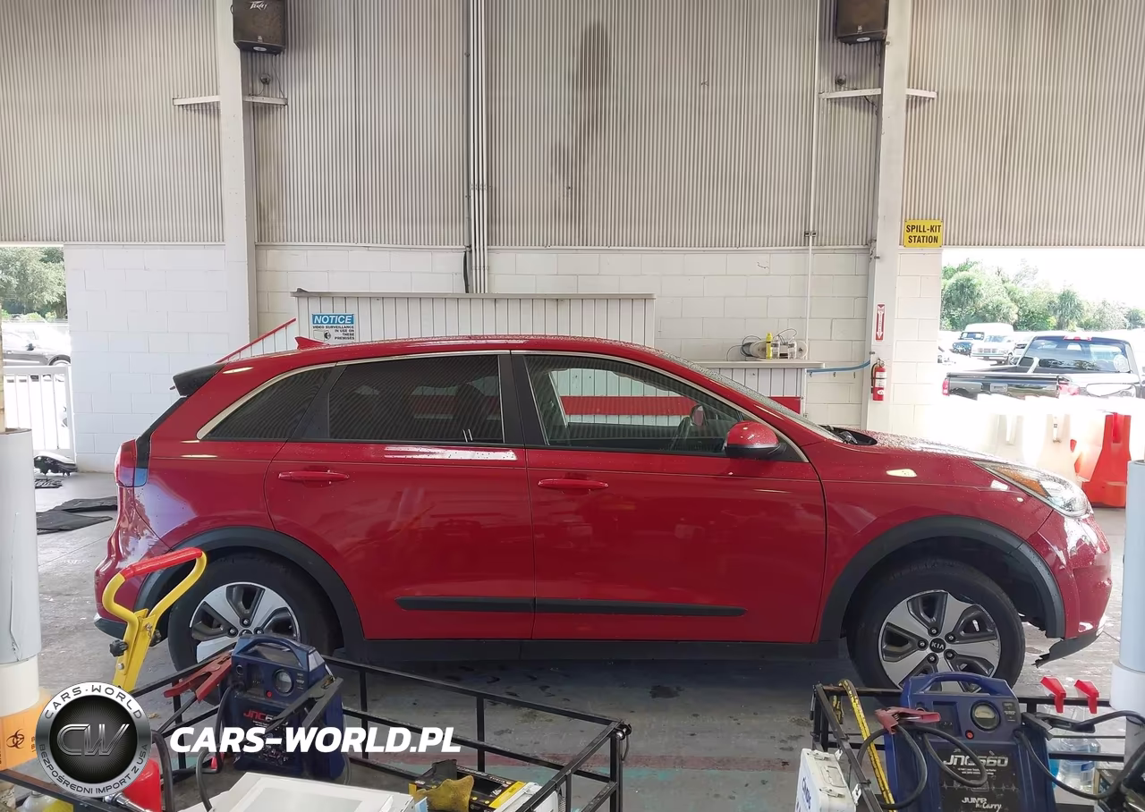 2018 Kia Niro Fe VIN:KNDCB3LC0J5120545 - 13