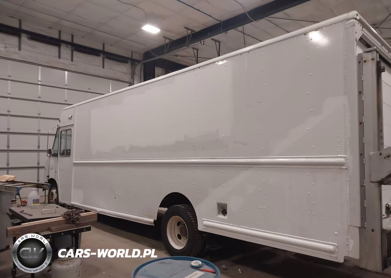 2015 Ford F-59 Commercial Stripped VIN:1F66F5KY4F0A04329 - 15