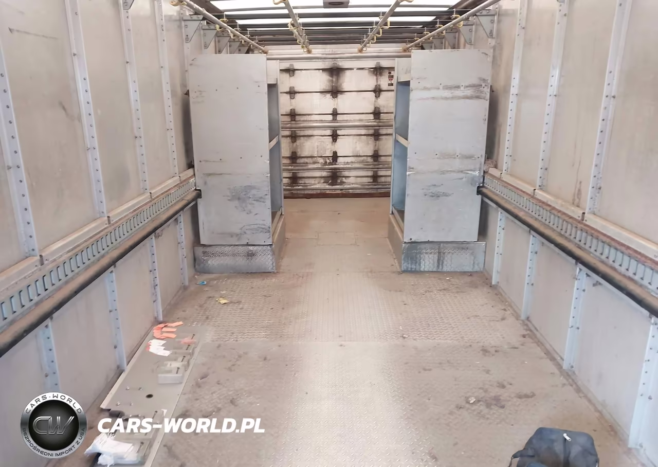 2015 Ford F-59 Commercial Stripped VIN:1F66F5KY4F0A04329 - 7