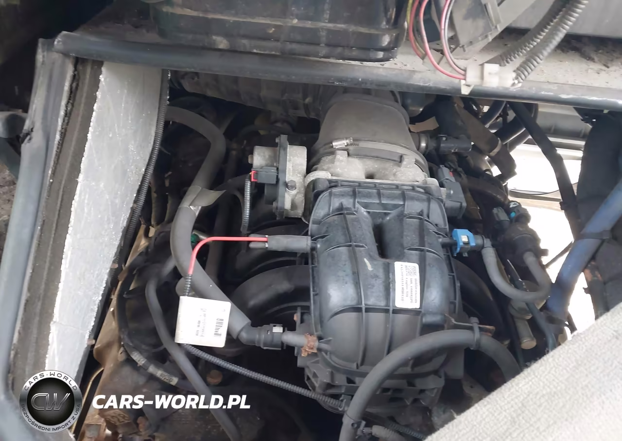 2015 Ford F-59 Commercial Stripped VIN:1F66F5KY4F0A04329 - 9