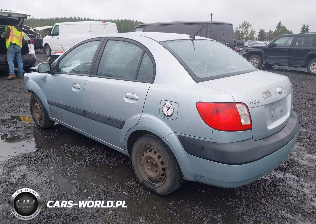 2007 Kia Rio Lx VIN:KNADE123X76268946 - 3