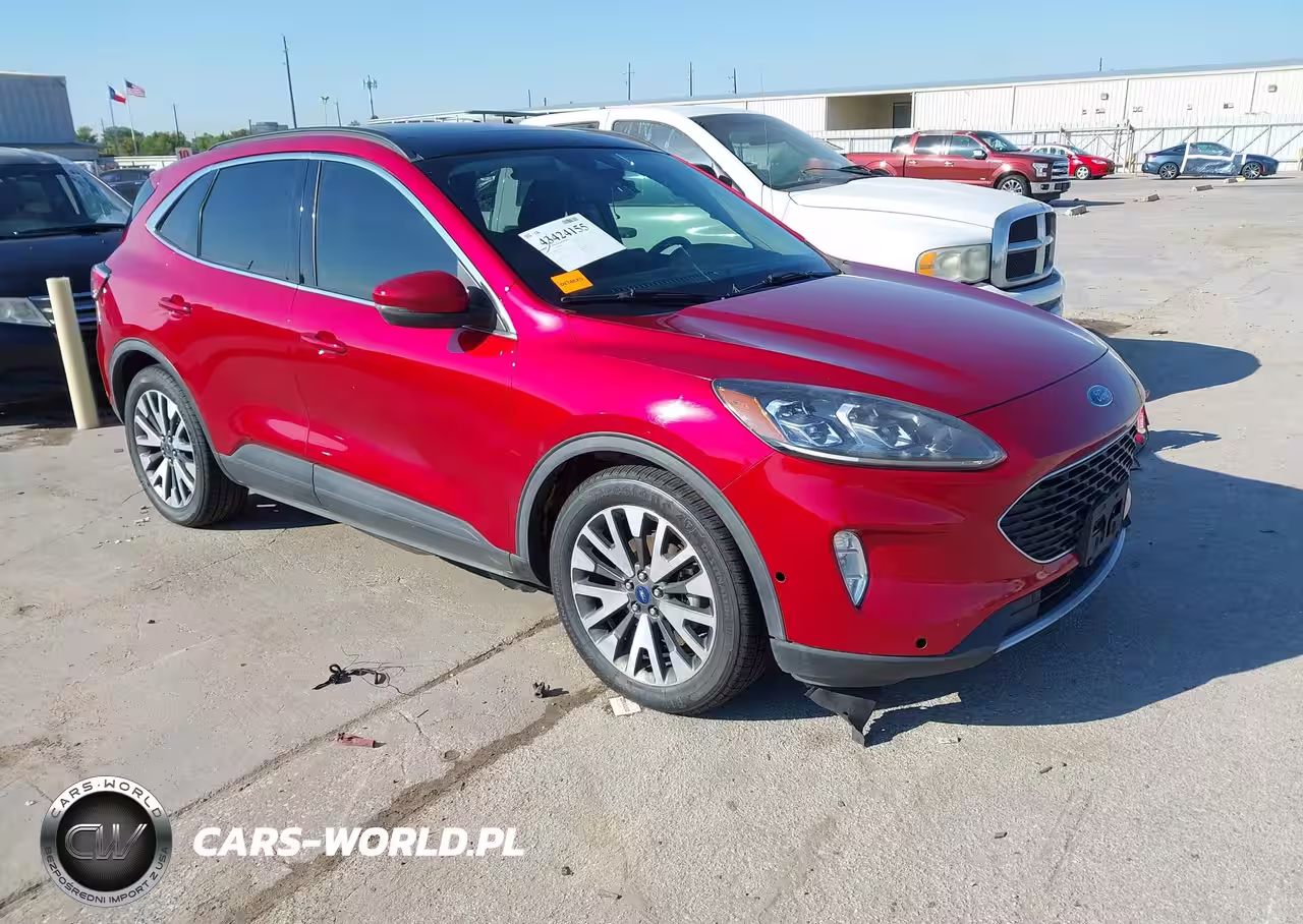 2020 Ford Escape Titanium Hybrid