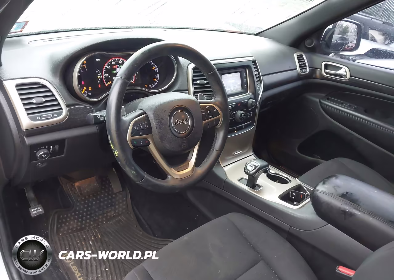 2014 Jeep Grand Cherokee Laredo VIN:1C4RJFAG3EC131951 - 21