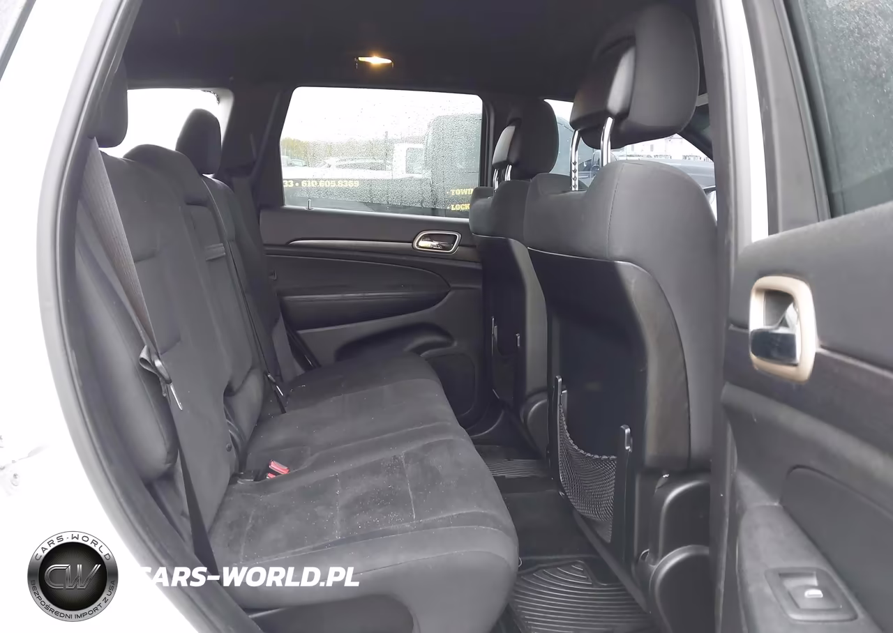 2014 Jeep Grand Cherokee Laredo VIN:1C4RJFAG3EC131951 - 8