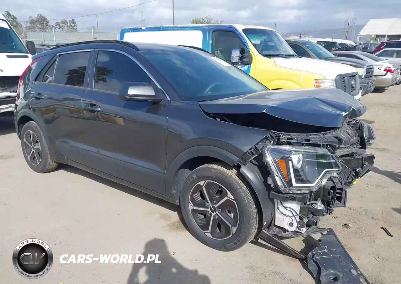 2023 Kia Niro Lx