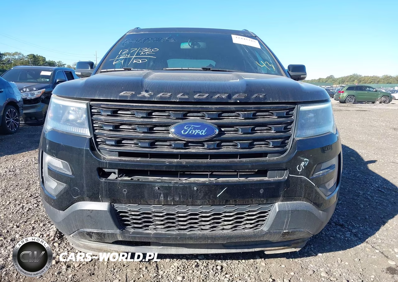 2016 Ford Explorer Sport VIN:1FM5K8GT8GGB38865 - 13