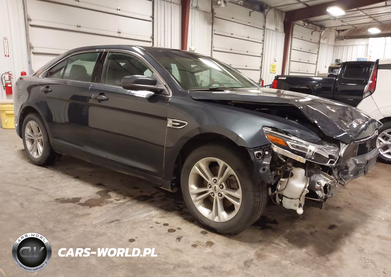 2017 Ford Taurus Sel
