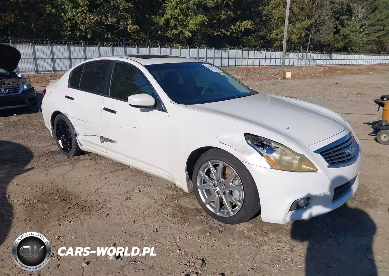 INFINITI G37 BASE