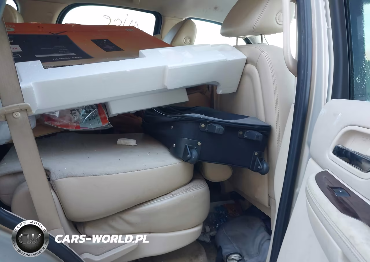 2007 Cadillac Escalade Standard VIN:1GYFK63847R305901 - 8
