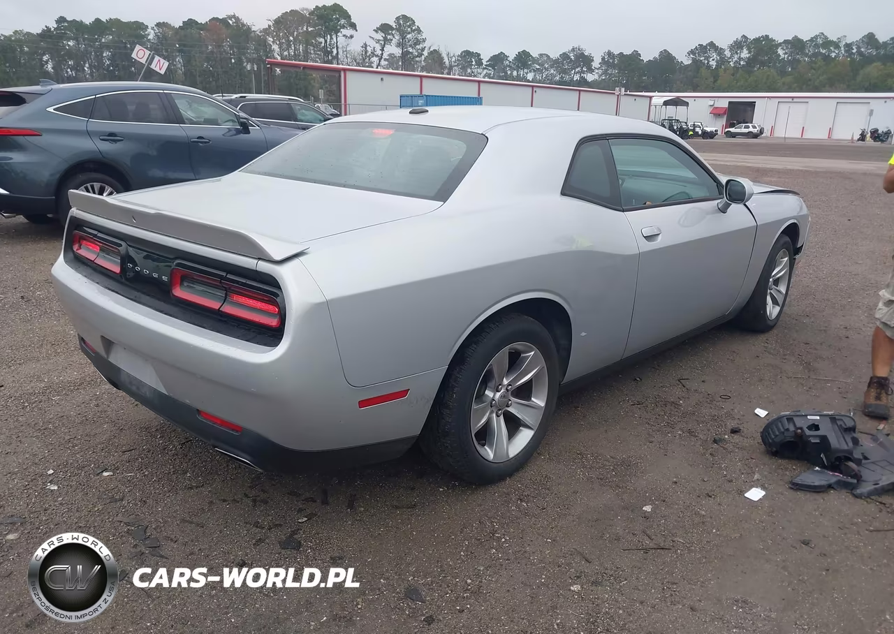 2021 Dodge Challenger Sxt VIN:2C3CDZAGXMH538468 - 4