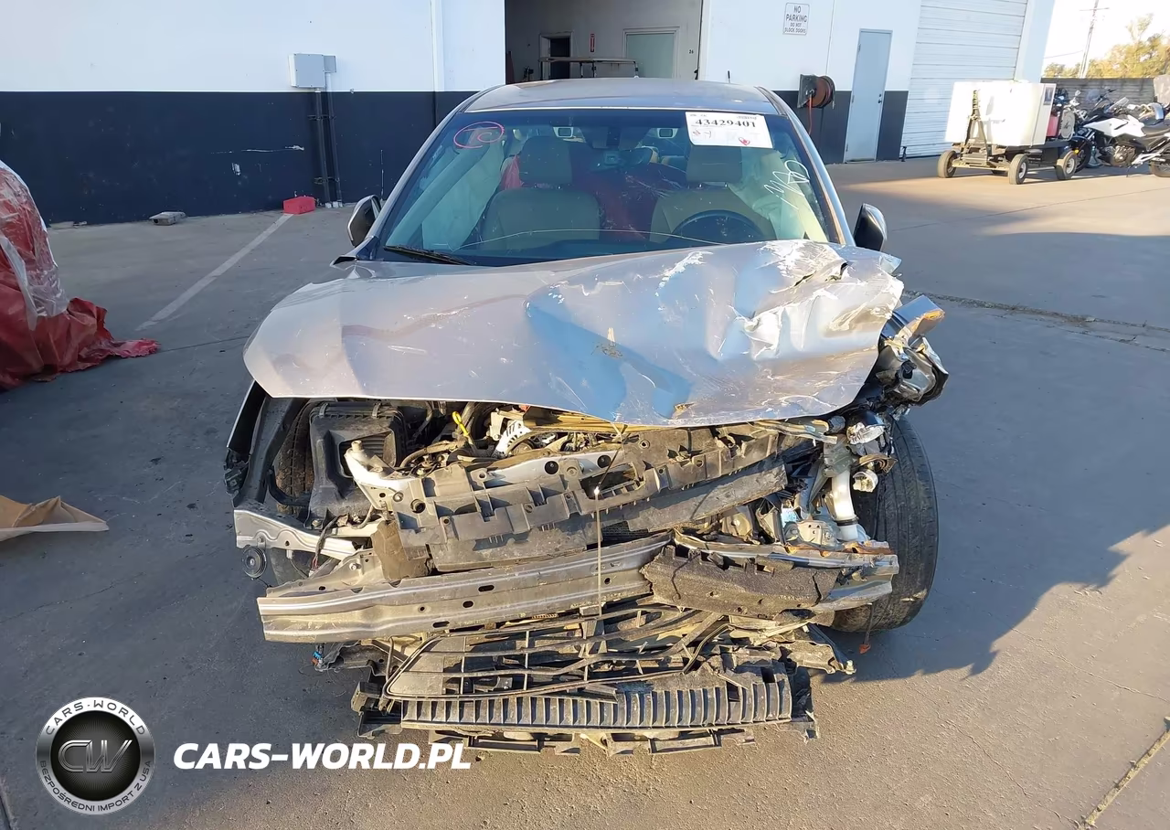 2018 Subaru Legacy 2.5I Premium VIN:4S3BNAF67J3019432 - 13