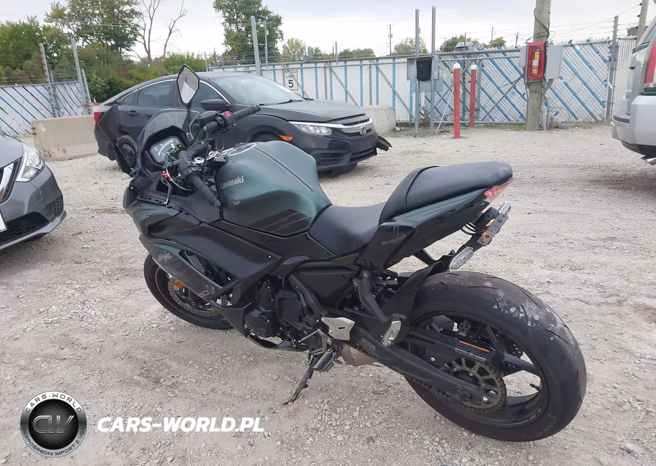 2025 Kawasaki Ex650 P VIN:ML5EXEP10SDAF7056 - 3