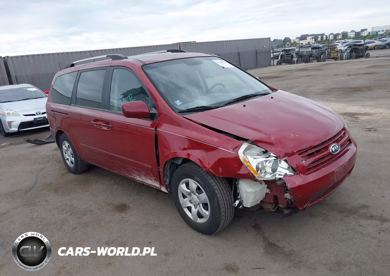 2010 Kia Sedona Lx