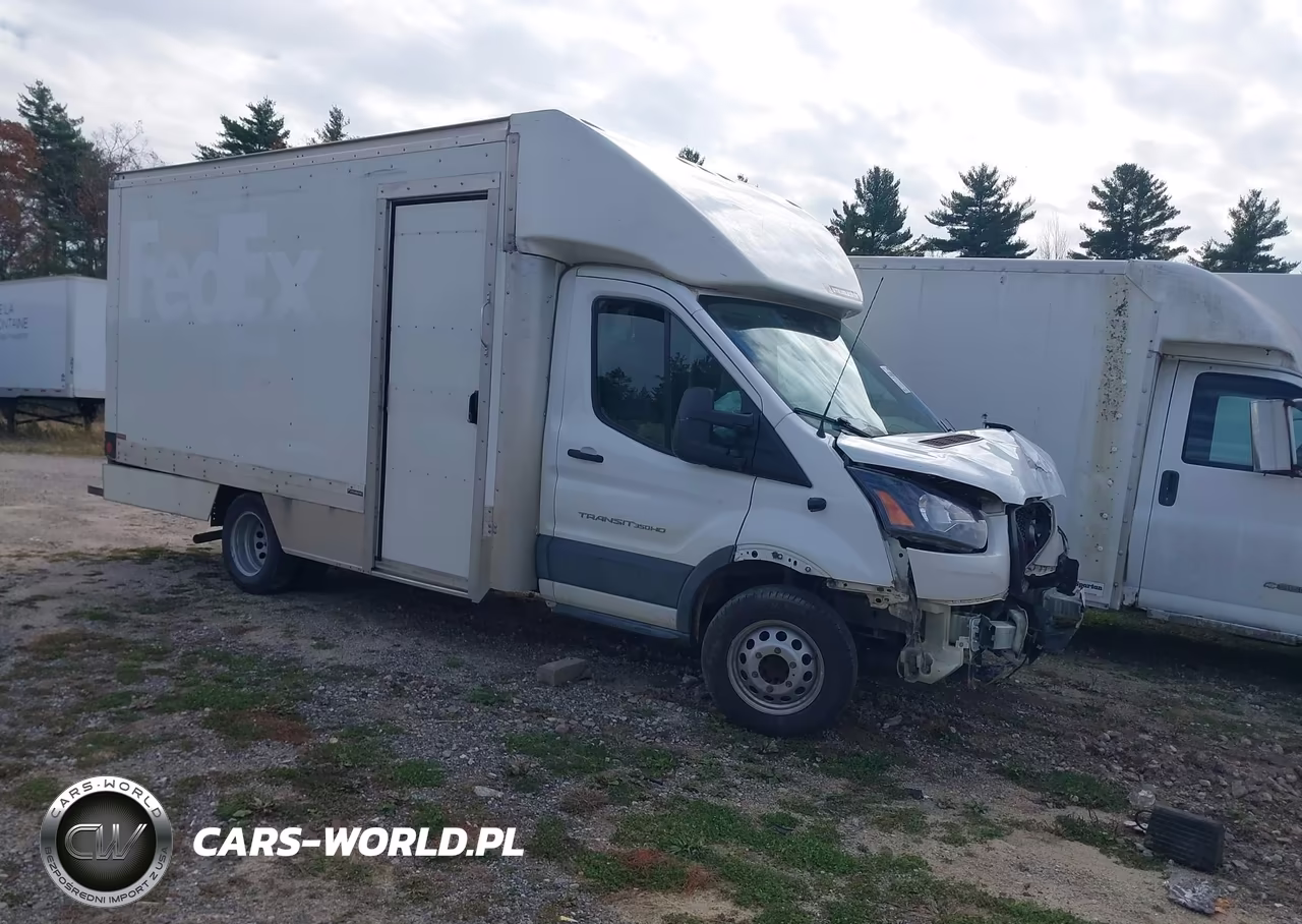 2021 Ford Transit-350 Cutaway