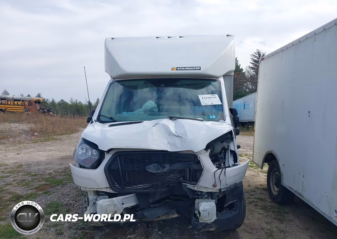 2021 Ford Transit-350 Cutaway VIN:1FDBF6P82MKA40950 - 11