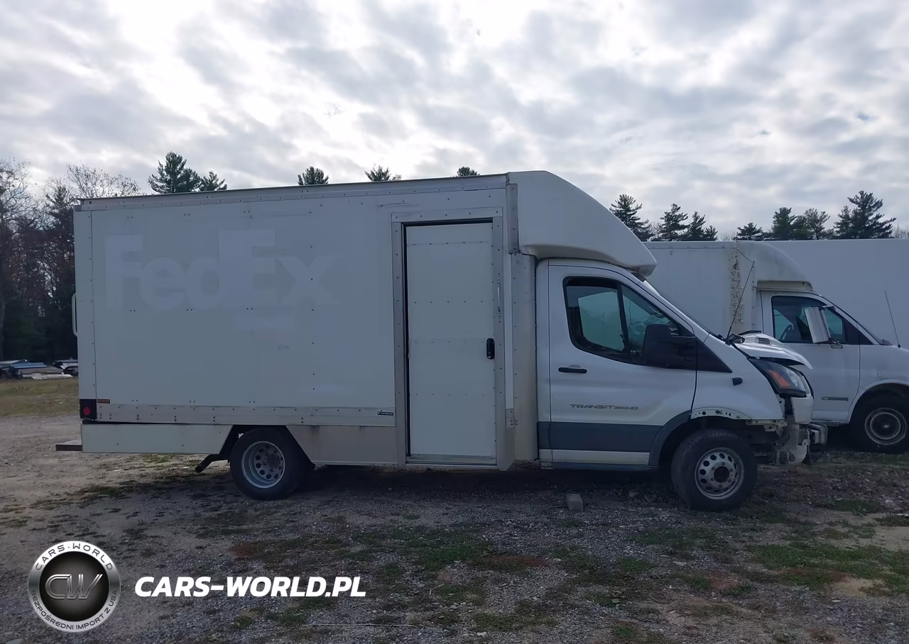2021 Ford Transit-350 Cutaway VIN:1FDBF6P82MKA40950 - 17