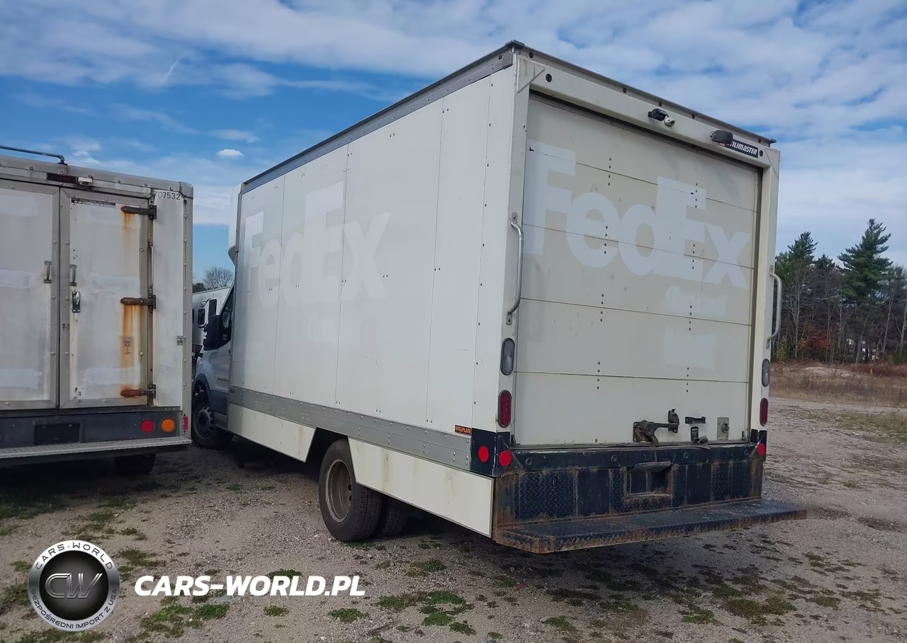 2021 Ford Transit-350 Cutaway VIN:1FDBF6P82MKA40950 - 3